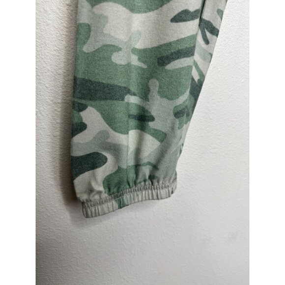 Michael Lauren Revolve Sz S Nate Cropped Sweatpants Green Camo Elastic Waist NWT - Picture 5 of 12